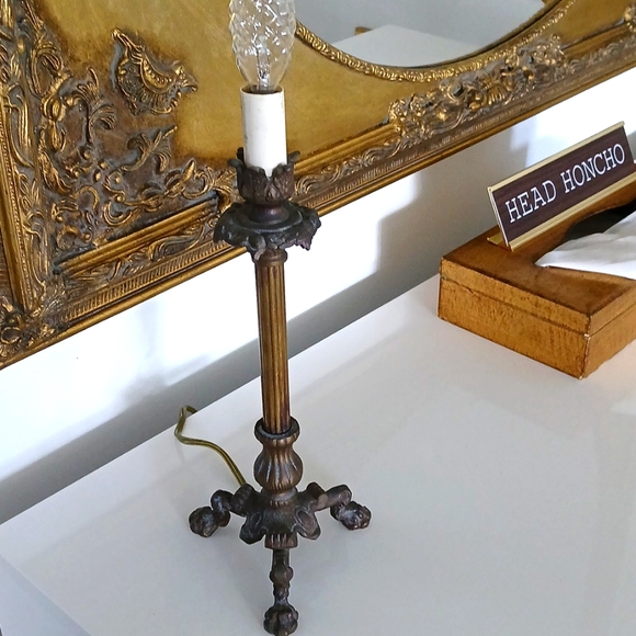 Pair of antique brass or bronze candlestick table lamps. - Picture 3 of 11